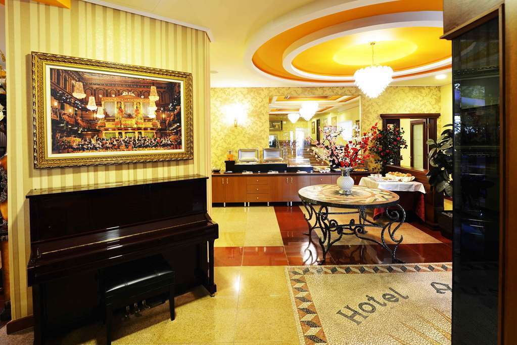 Hotel Austria Tirana Bekvämligheter bild
